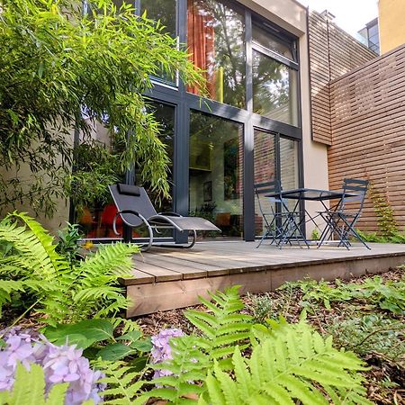 Romantic And Atypical Apartments In Prague'S Montmartre Экстерьер фото