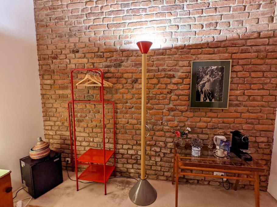 Romantic And Atypical Apartments In Prague'S Montmartre Экстерьер фото